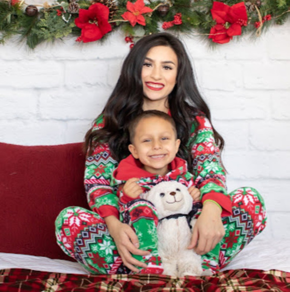 Meet your Posher, Alycia - Picture 1 of 1